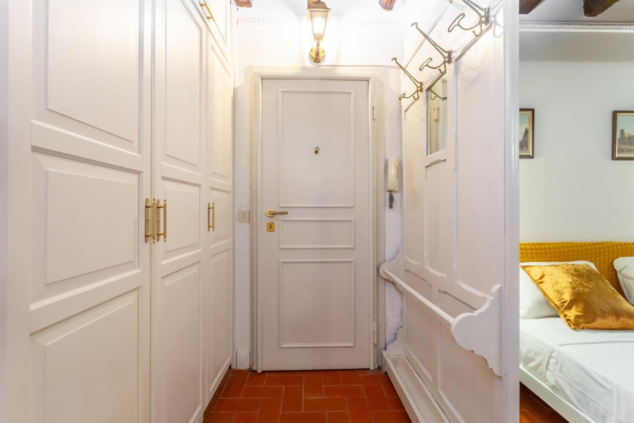 Al Cortile Del Moro Apartman Róma Kültér fotó