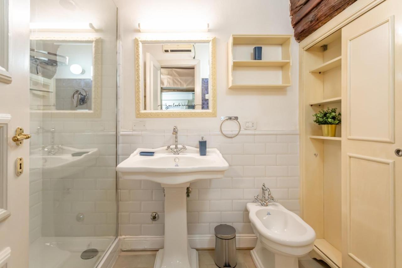 Al Cortile Del Moro Apartman Róma Kültér fotó