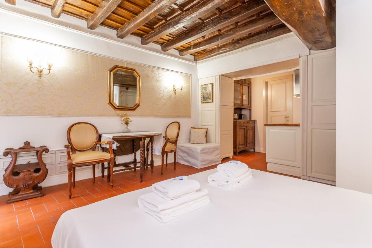 Al Cortile Del Moro Apartman Róma Kültér fotó