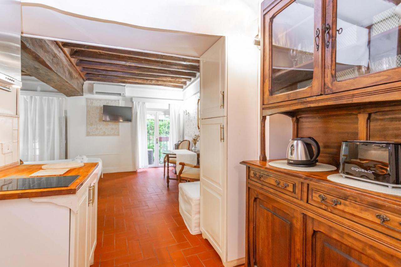 Al Cortile Del Moro Apartman Róma Kültér fotó