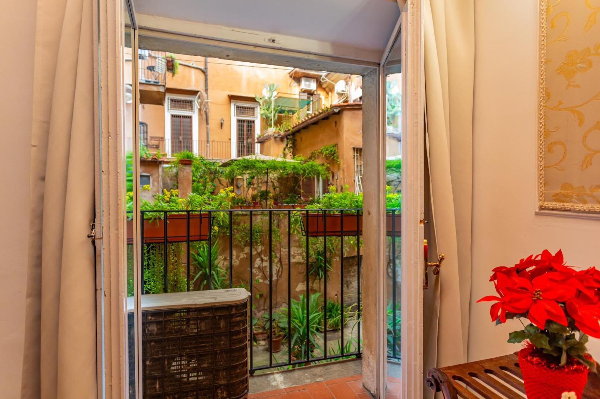 Al Cortile Del Moro Apartman Róma Kültér fotó